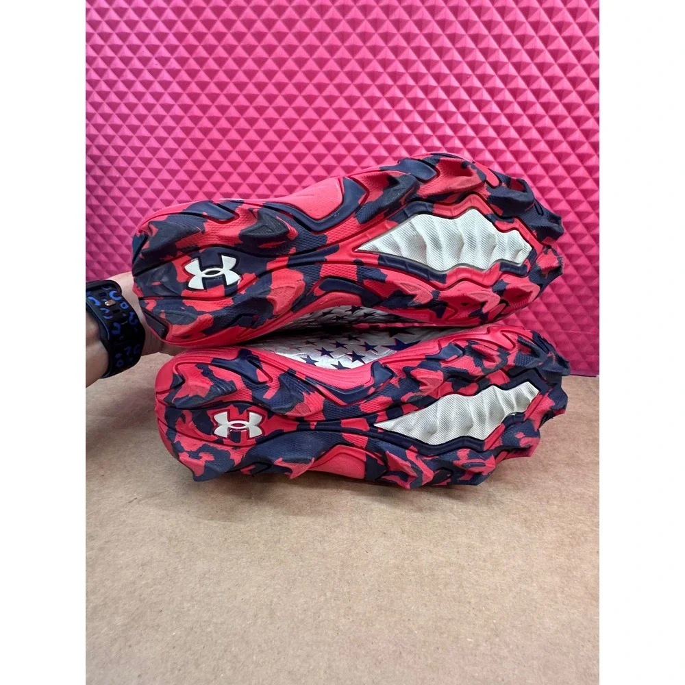 Under Armour season these navy